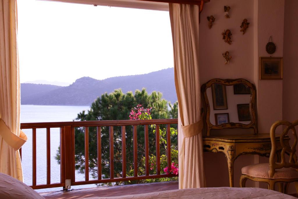 Bozburun Yacht Club Hotell Rum bild