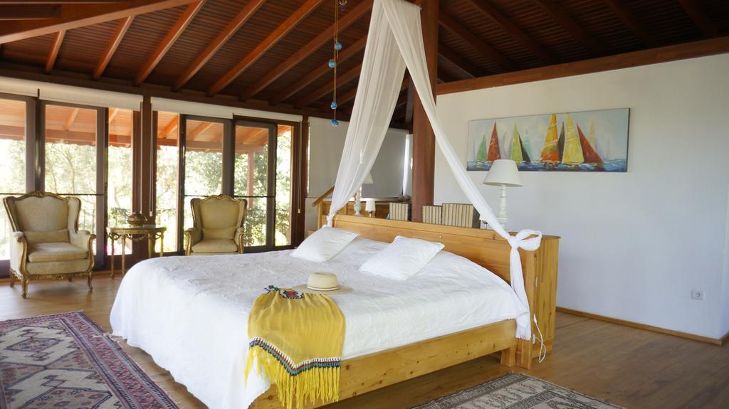 Bozburun Yacht Club Hotell Rum bild