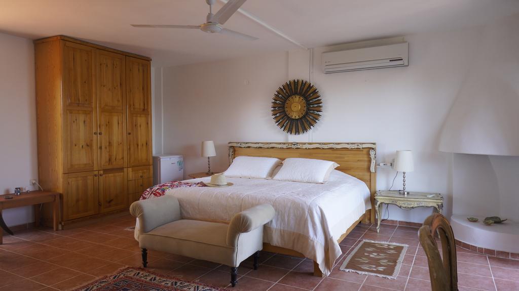 Bozburun Yacht Club Hotell Rum bild